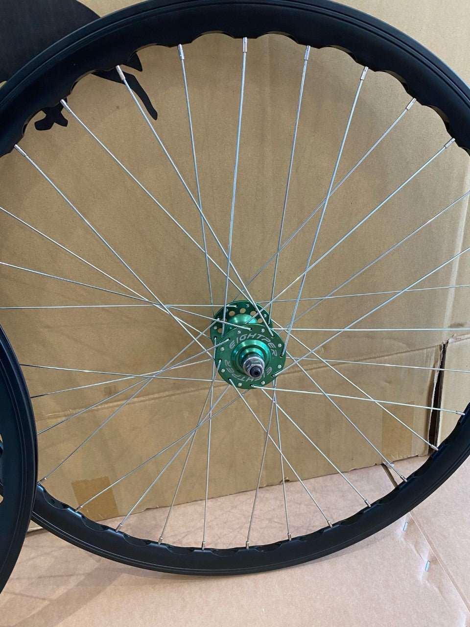 Black 30mm Deep-V 700c Wheelset Front and Rear Green Hubs - wlkie