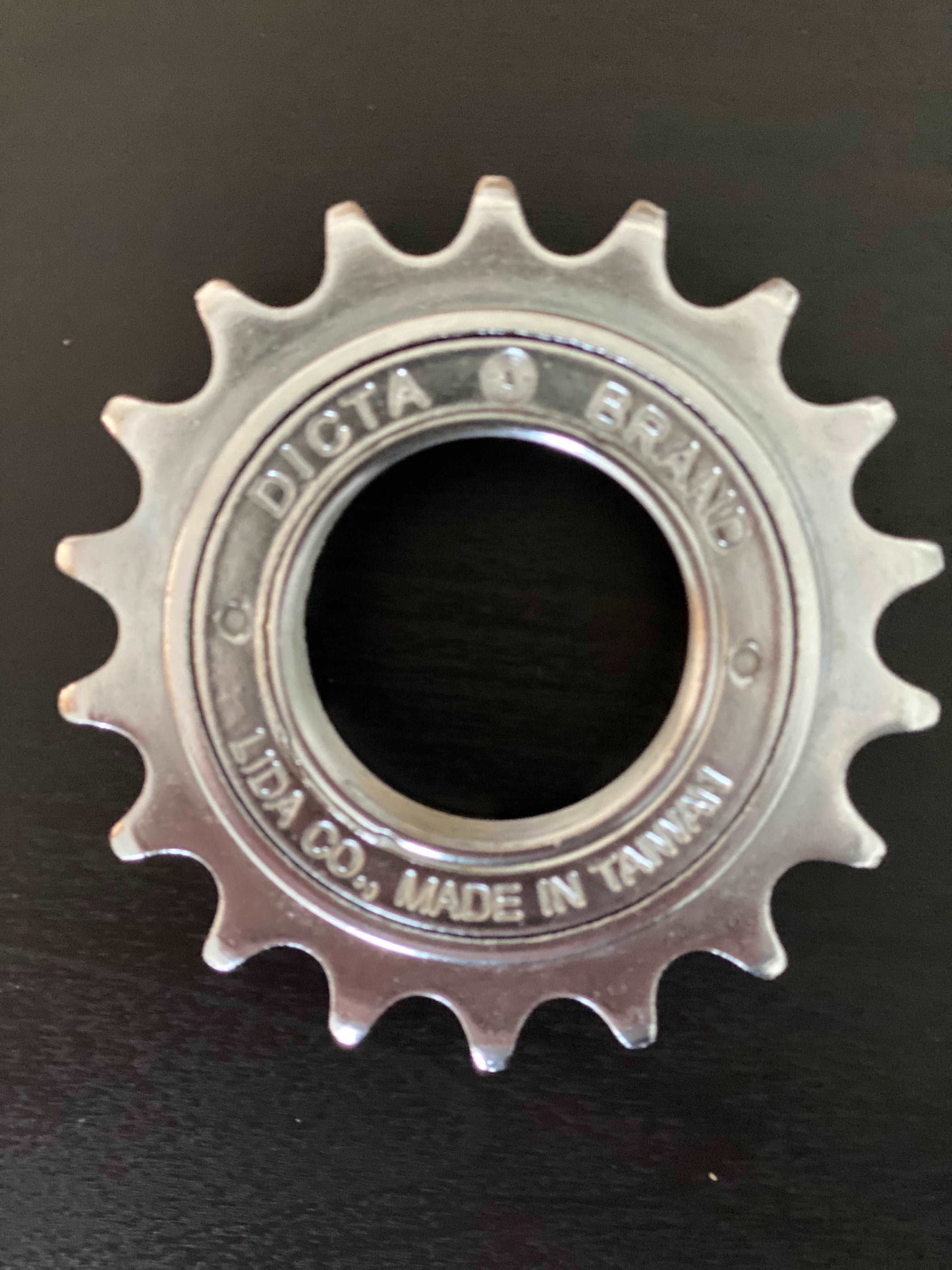 DICTA Freewheel Sprocket 18T - wlkie